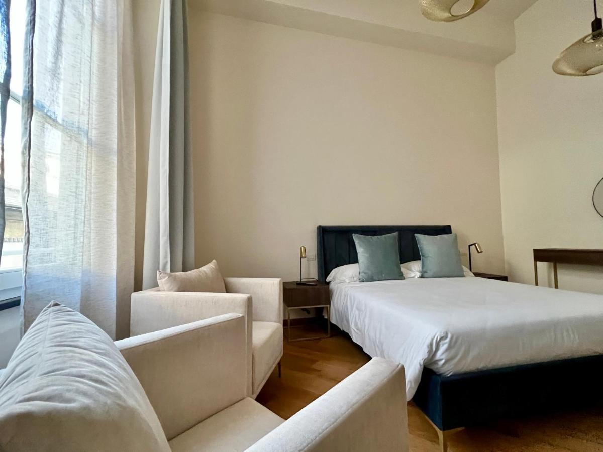 The Seven Suites Генуа Екстериор снимка