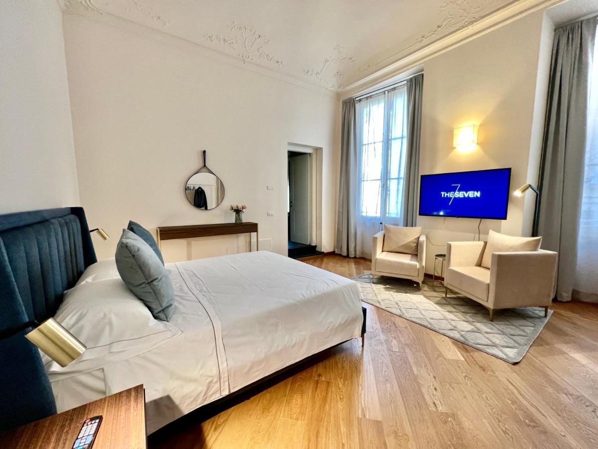 The Seven Suites Генуа Екстериор снимка