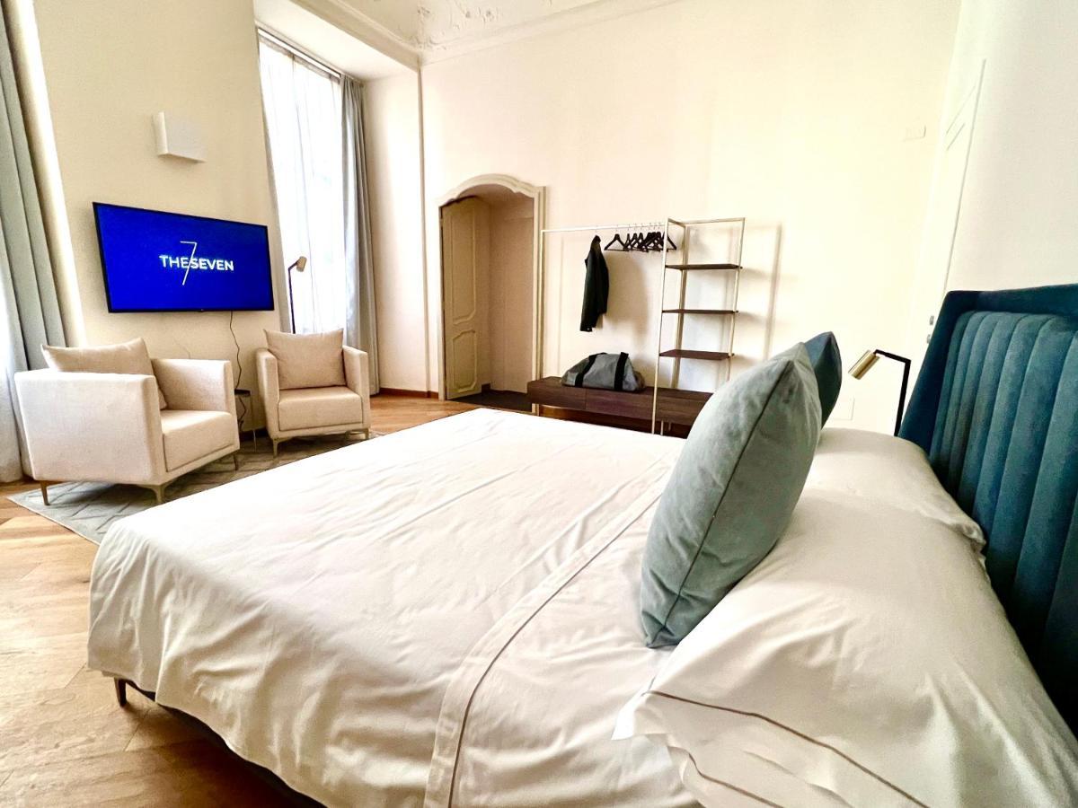 The Seven Suites Генуа Екстериор снимка