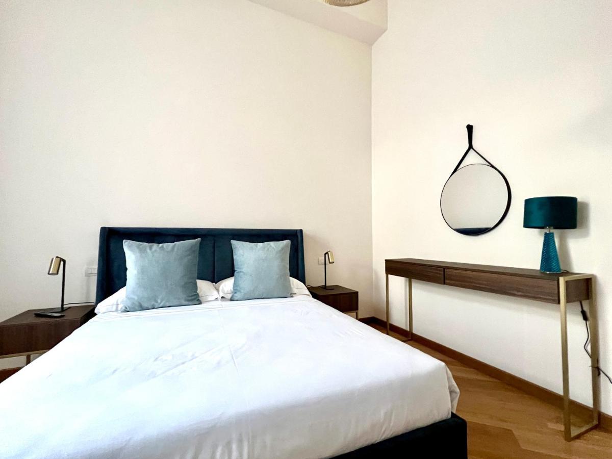The Seven Suites Генуа Екстериор снимка